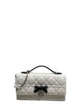 Load image into Gallery viewer, Bordeaux Bow Quilted Chain Bag
