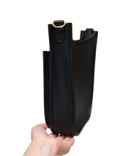 Load image into Gallery viewer, Urban Luxe Bucket Bag