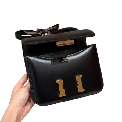 Black Elegance Shoulder Bag