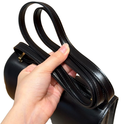 Black Elegance Shoulder Bag