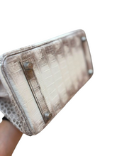 Load image into Gallery viewer, Arctic Croc Luxe Tote