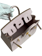 Load image into Gallery viewer, Pearl Croc Executive Tote